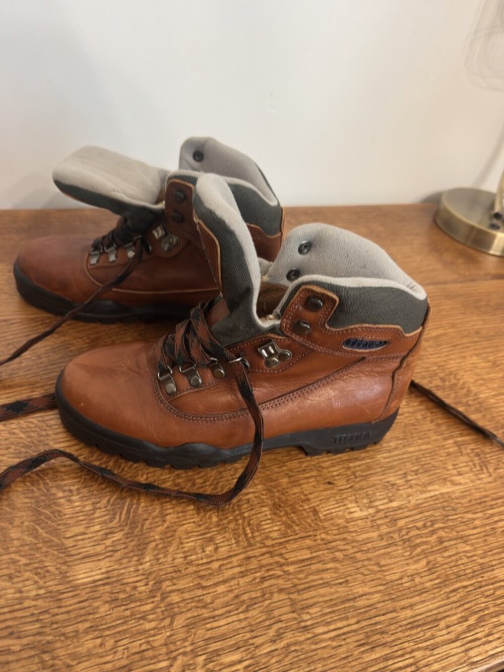 VINTAGE TECNICA TETON 53301 WOMENS WINTER BOOTS SIZE 8